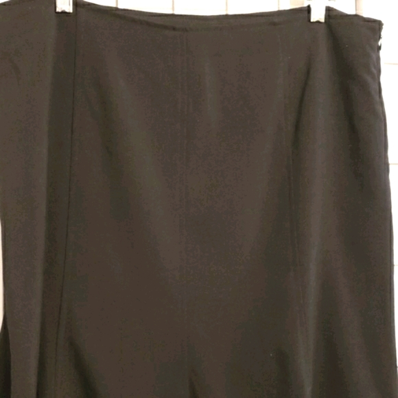AGB BLACK 4-PANEL SKIRT KICK PLEAT BOTTOM SZ 14 - Picture 5 of 8